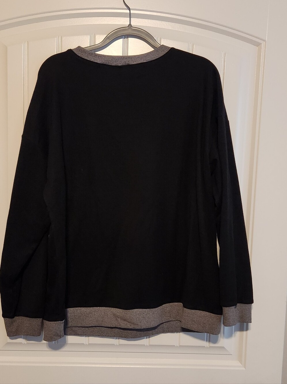 Women's XXL Black & Gray Long Sleeve Sweatshirt